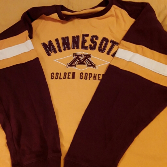 Minnesota Gophers Long Sleeve Top-Size XL (46-48) - Picture 4 of 8